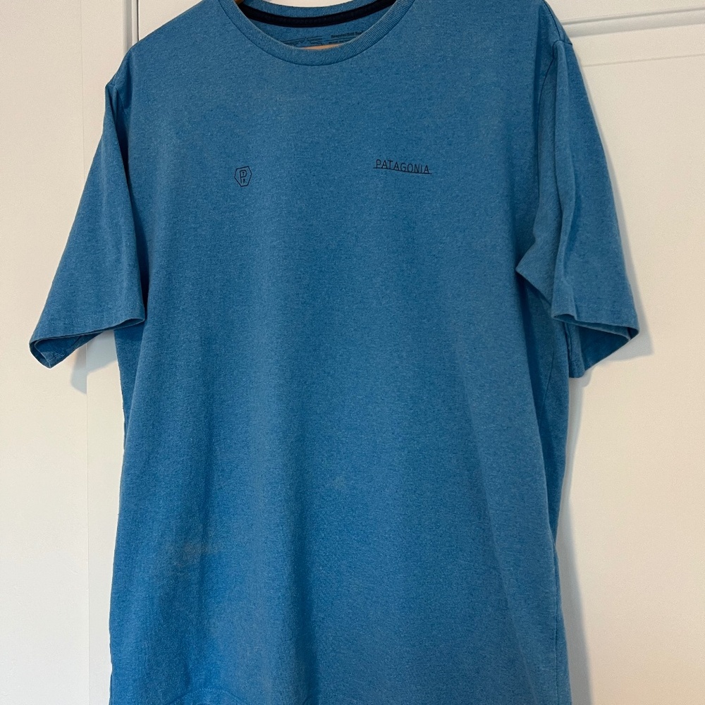 Patagonia T Shirt - Men's Large